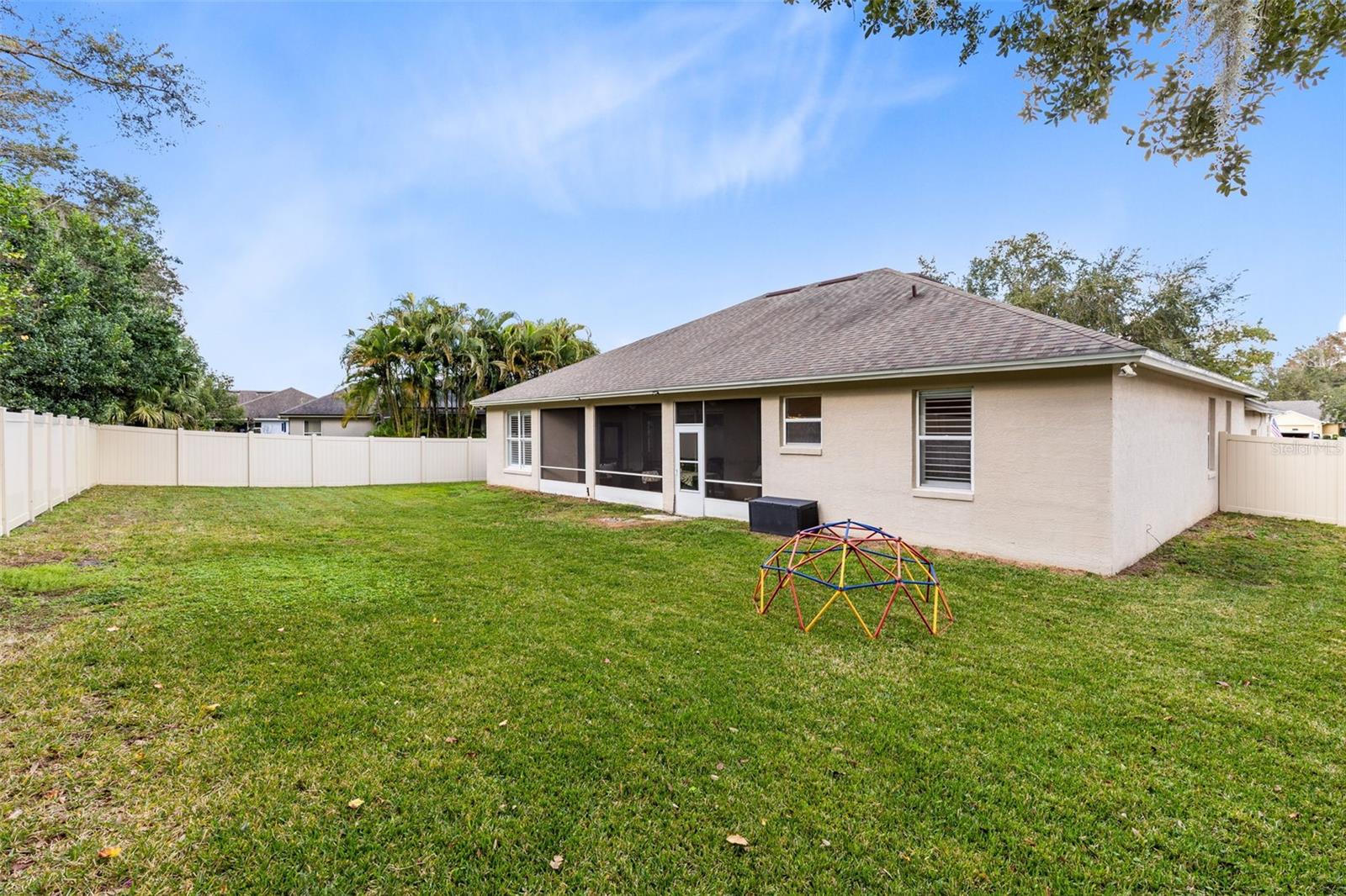 Image 33 of 51 For 106 Thunberg Cove