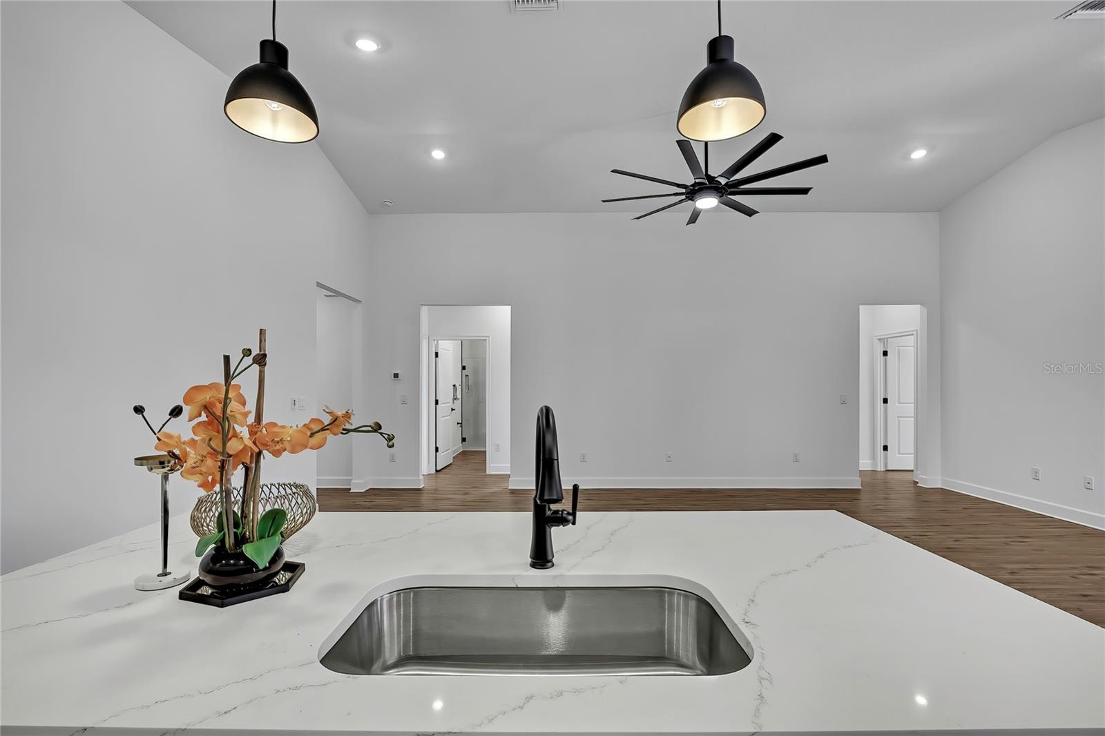 Image 13 of 49 For 1209 Bardahl Avenue