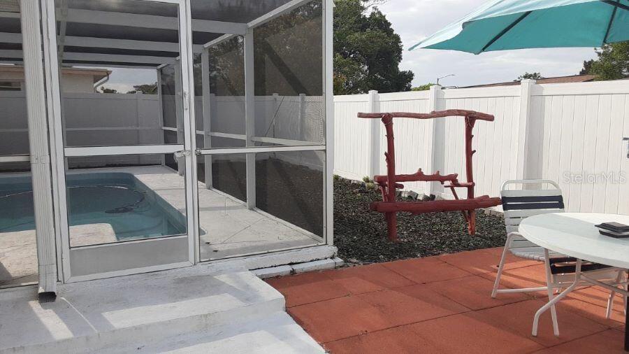 Image 14 of 16 For 7615 Sue Ellen Drive