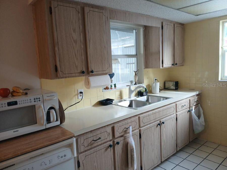 Image 9 of 16 For 7615 Sue Ellen Drive