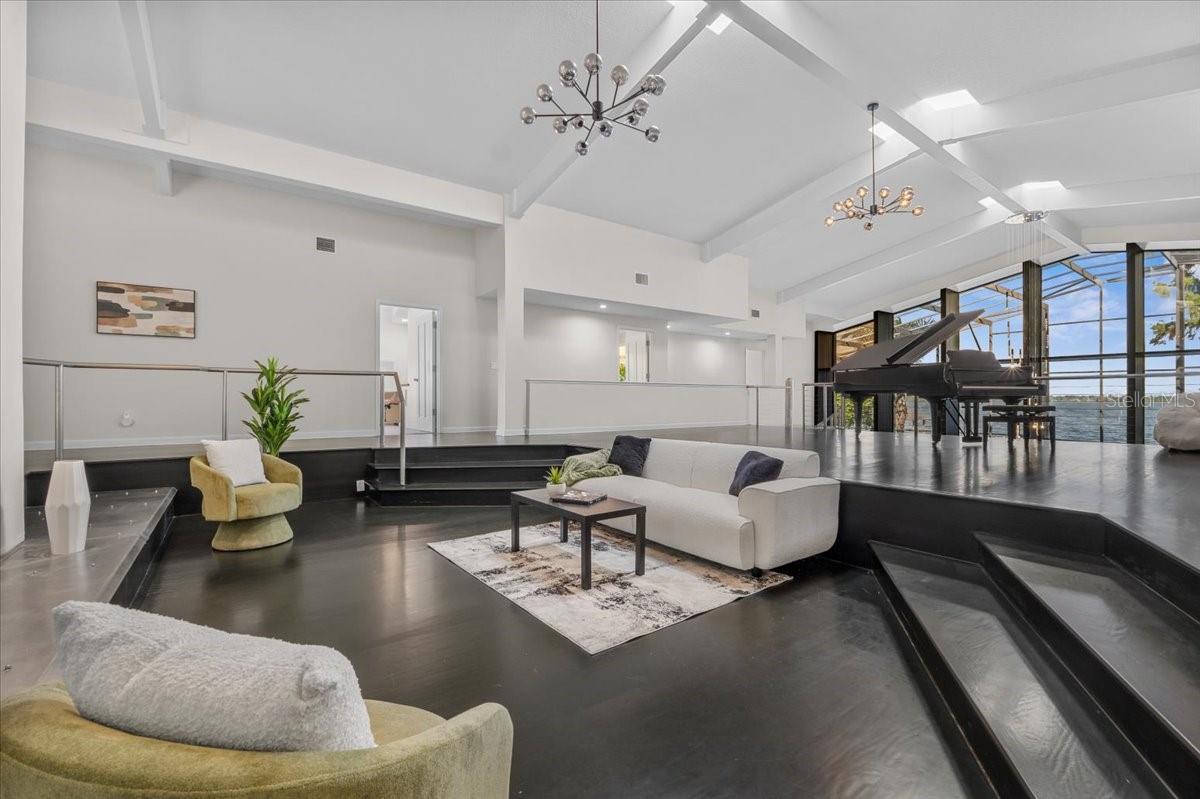 Image 18 of 100 For 3824 Gaines Drive