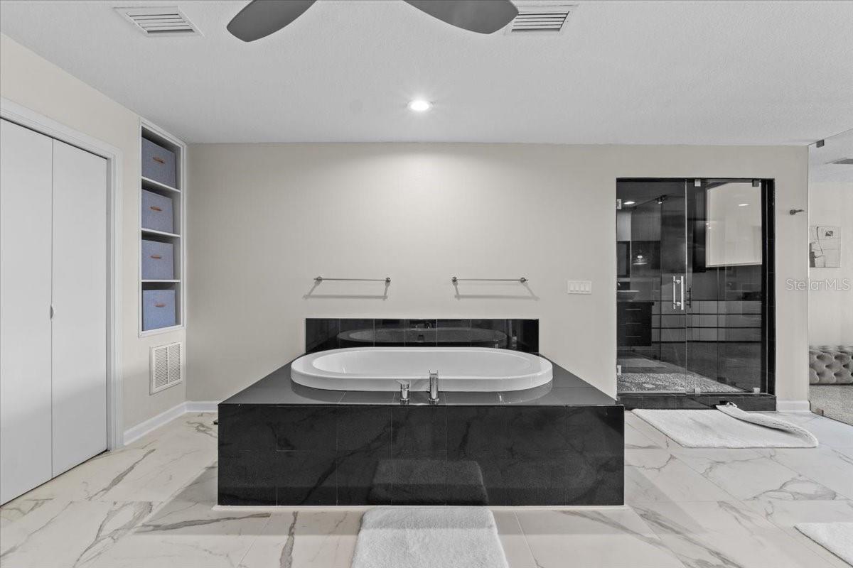 Image 59 of 100 For 3824 Gaines Drive