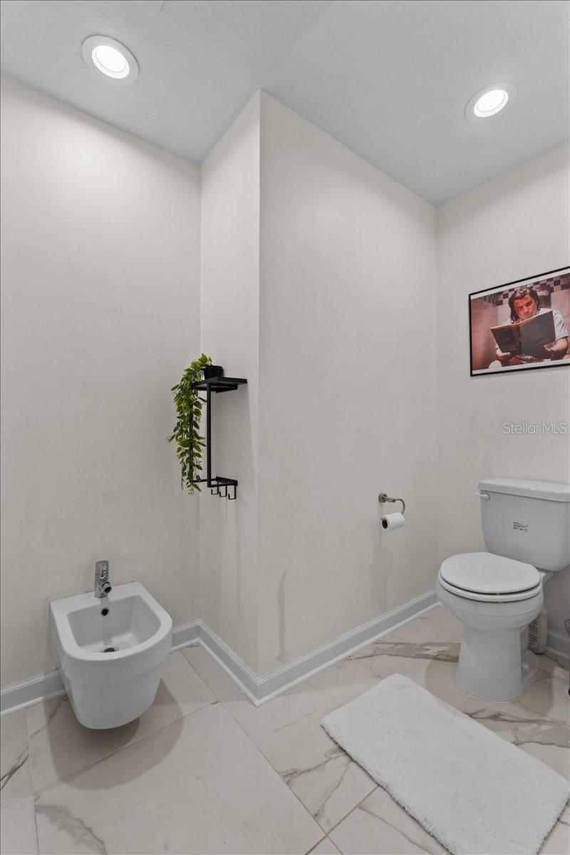 Image 61 of 100 For 3824 Gaines Drive