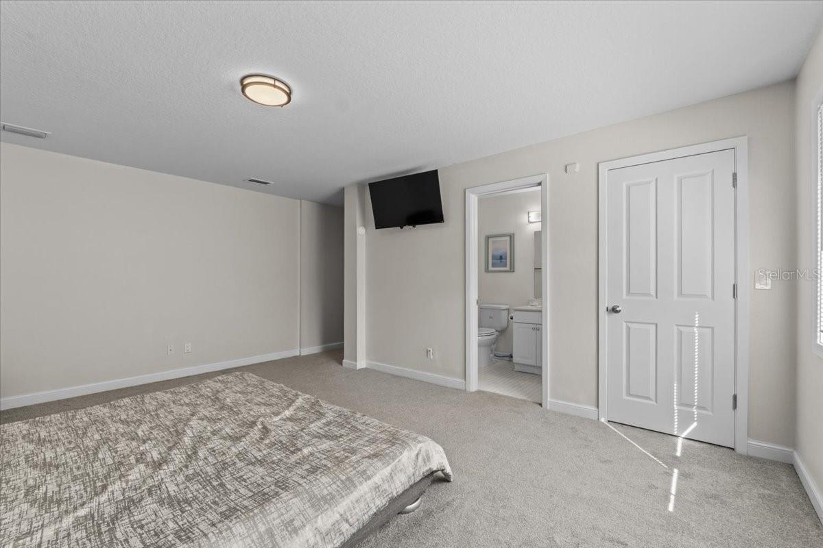 Image 69 of 100 For 3824 Gaines Drive