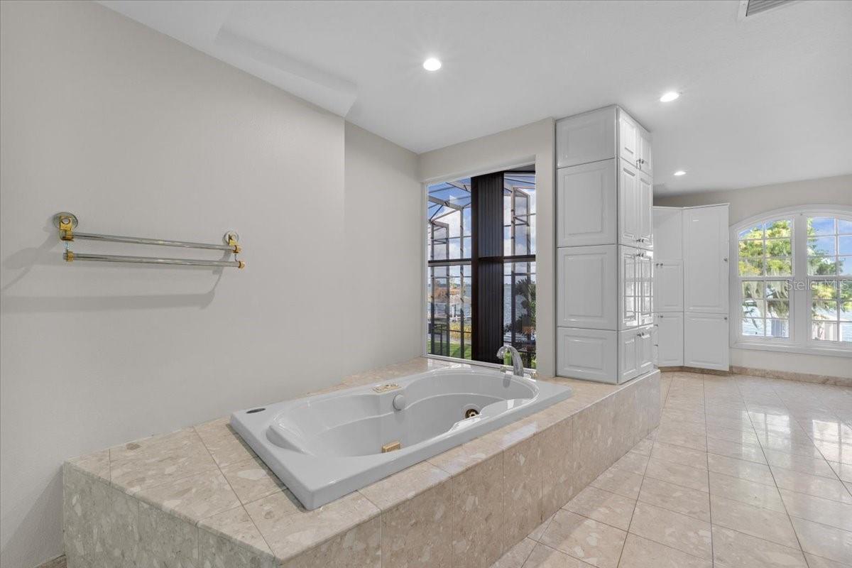 Image 87 of 100 For 3824 Gaines Drive