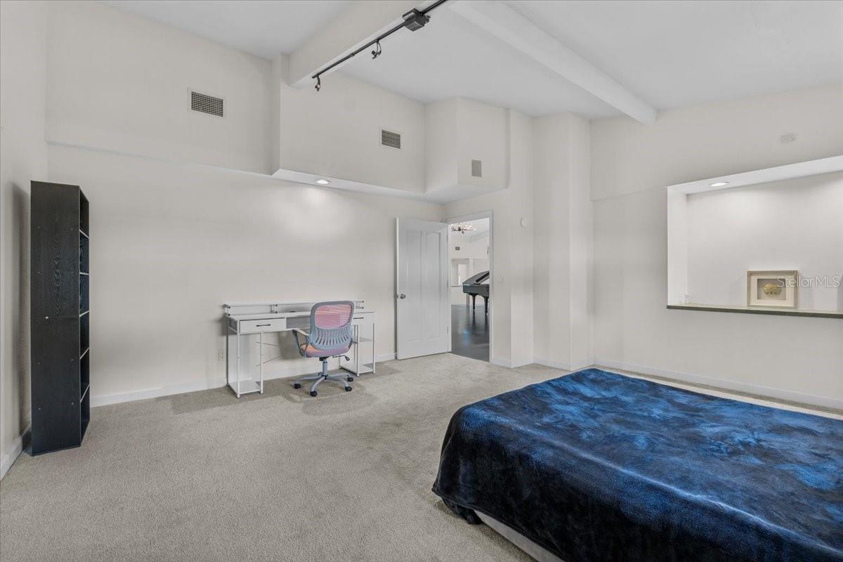 Image 89 of 100 For 3824 Gaines Drive