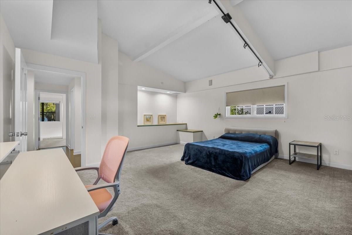 Image 90 of 100 For 3824 Gaines Drive