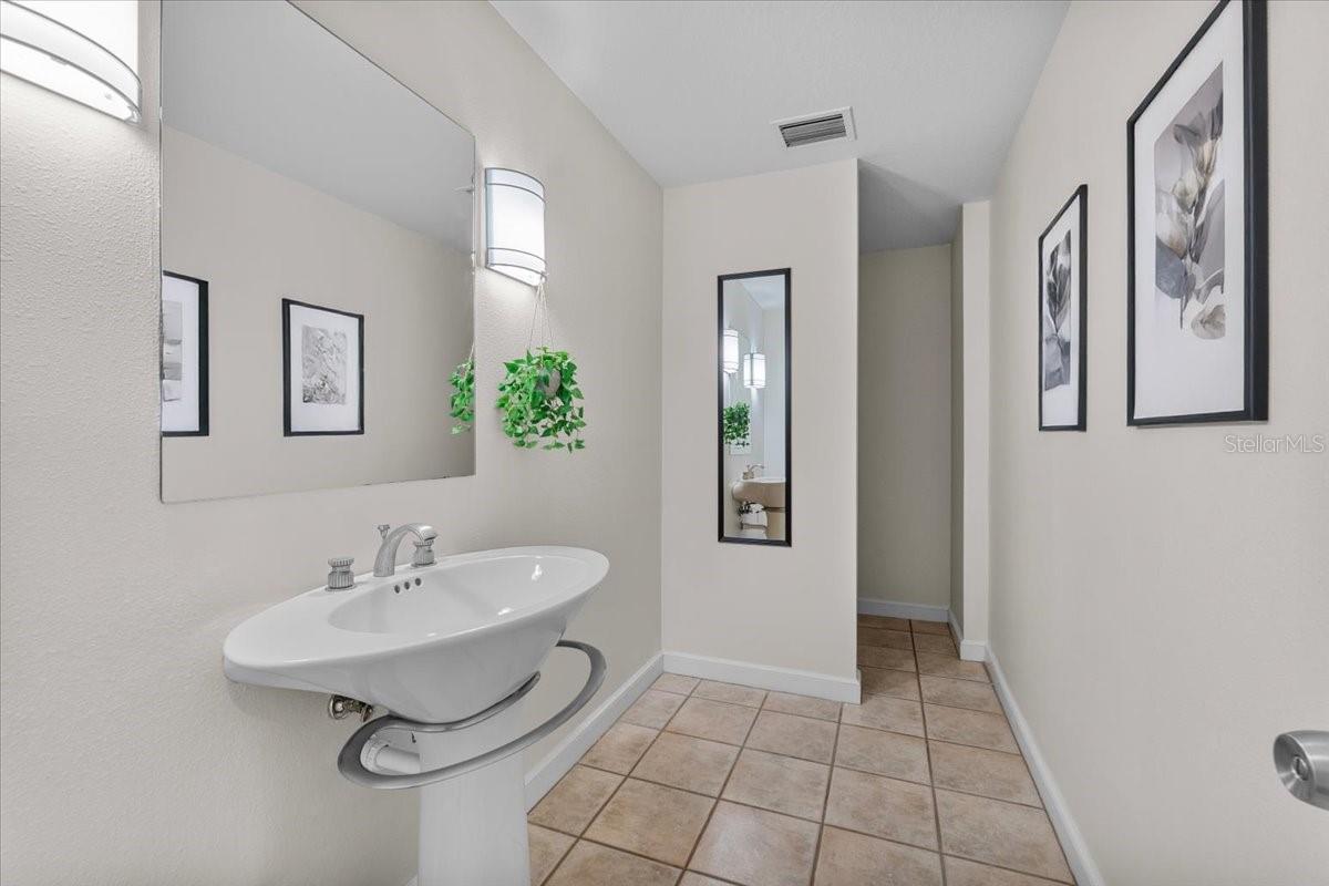 Image 94 of 100 For 3824 Gaines Drive