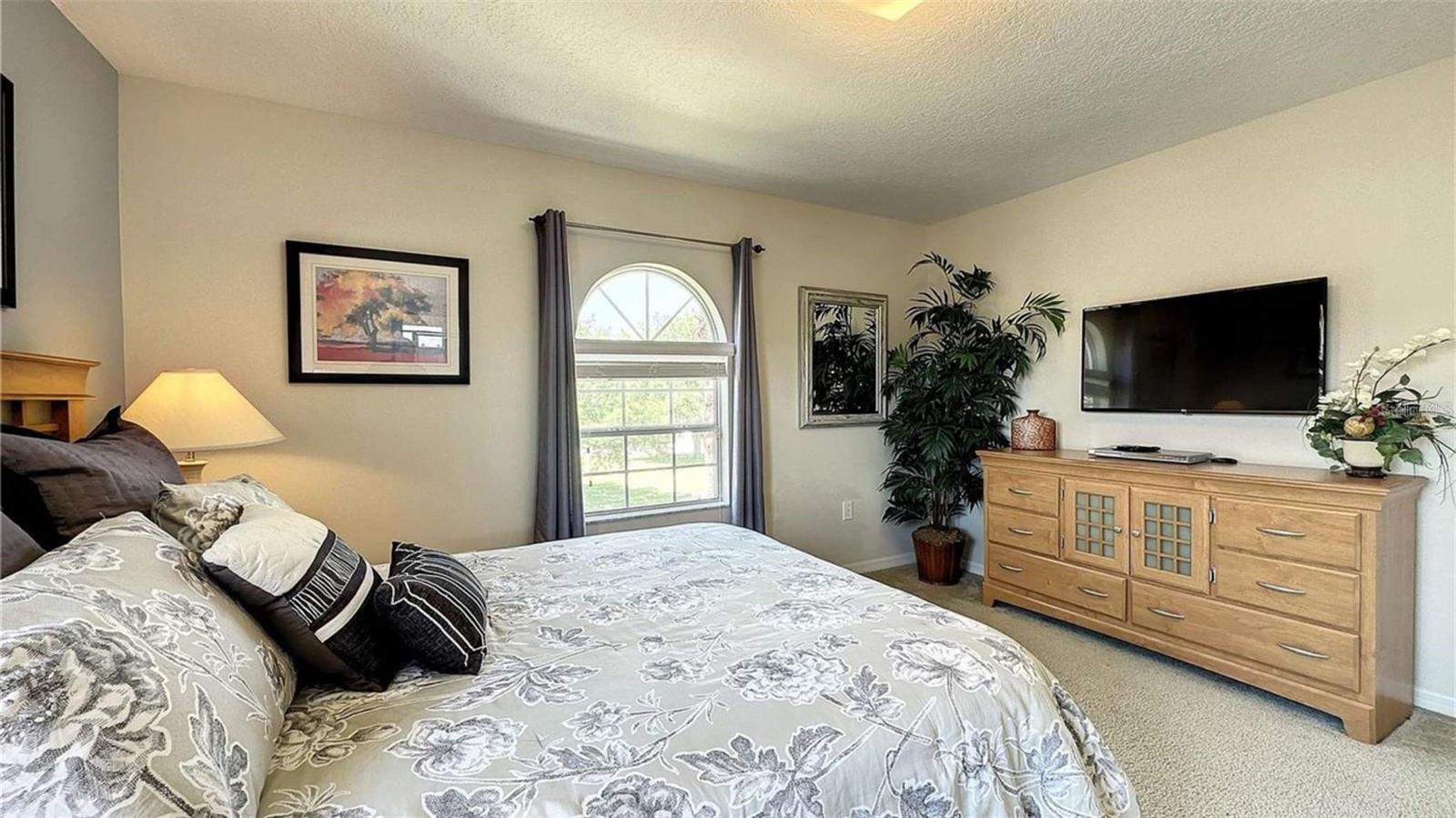 Image 6 of 26 For 504 Pineloch Drive