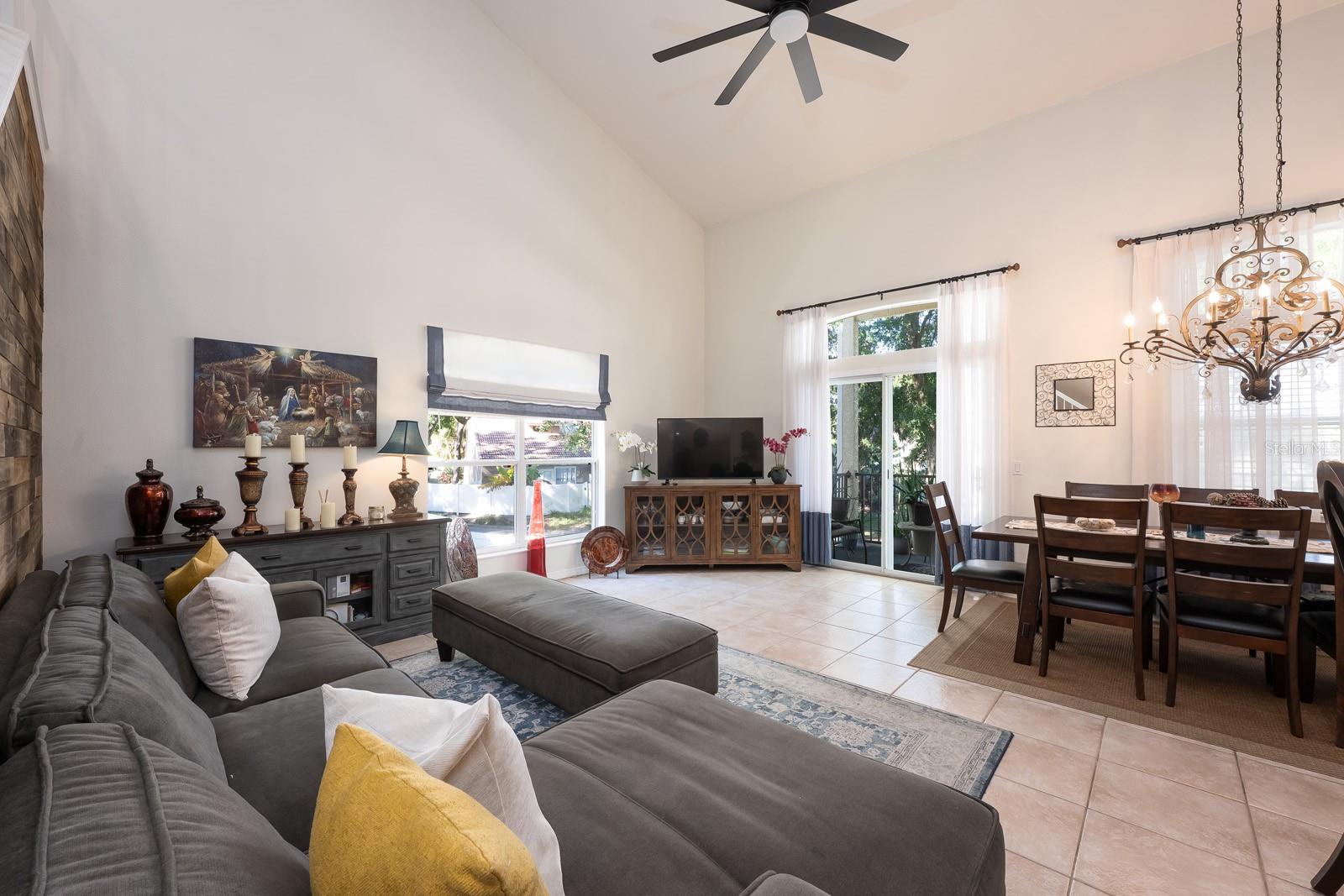 Image 6 of 32 For 700 Seabrook Court 201