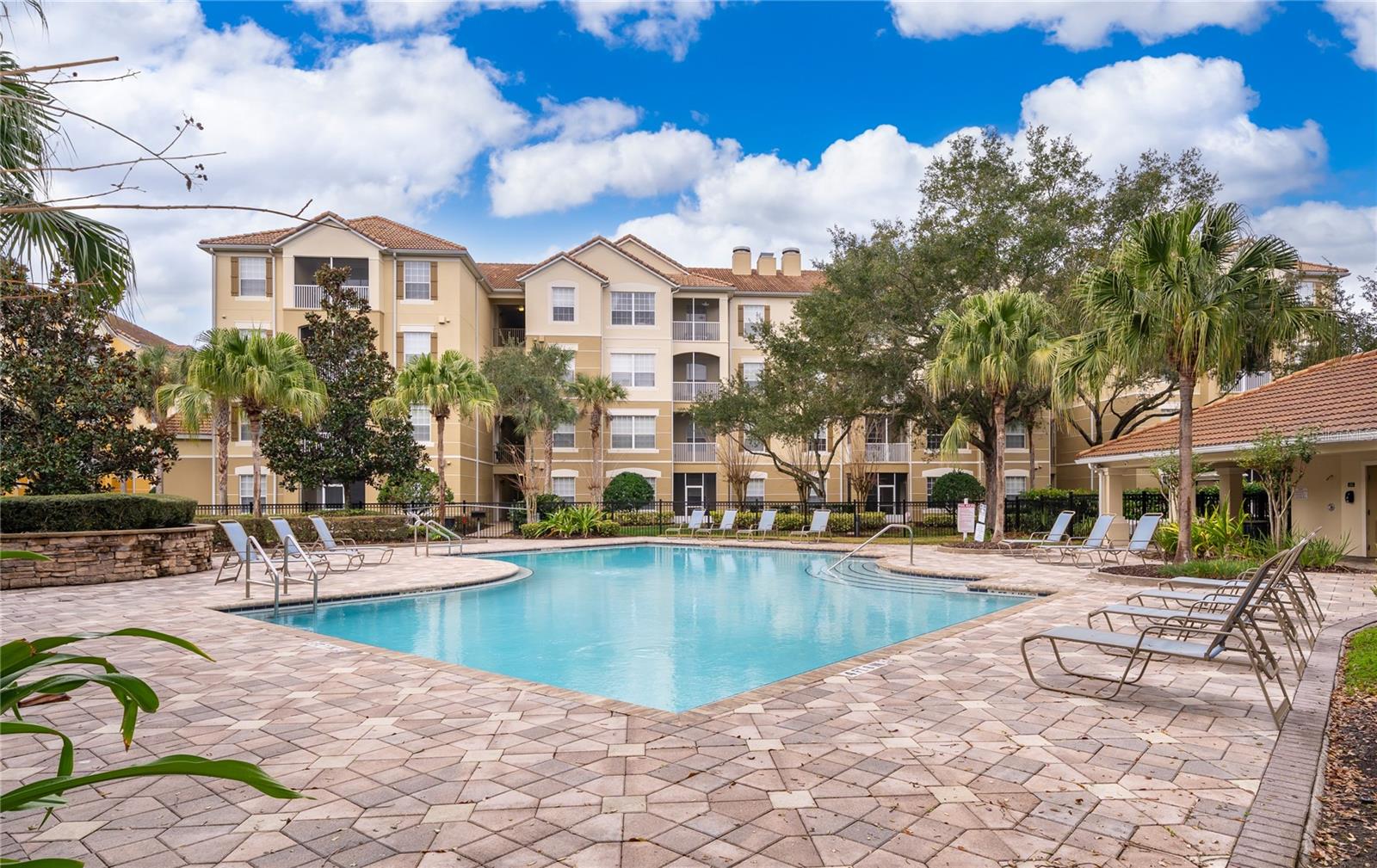 Image 19 of 23 For 3326 Robert Trent Jones Drive 107