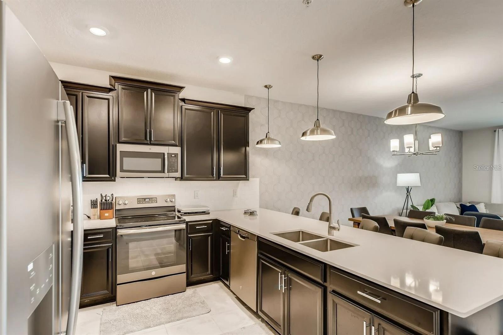 Image 17 of 32 For 545 Ocean Course Avenue 545