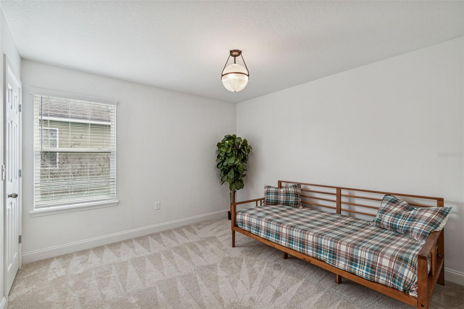 Image 27 of 39 For 13369 Gorgona Isle Drive