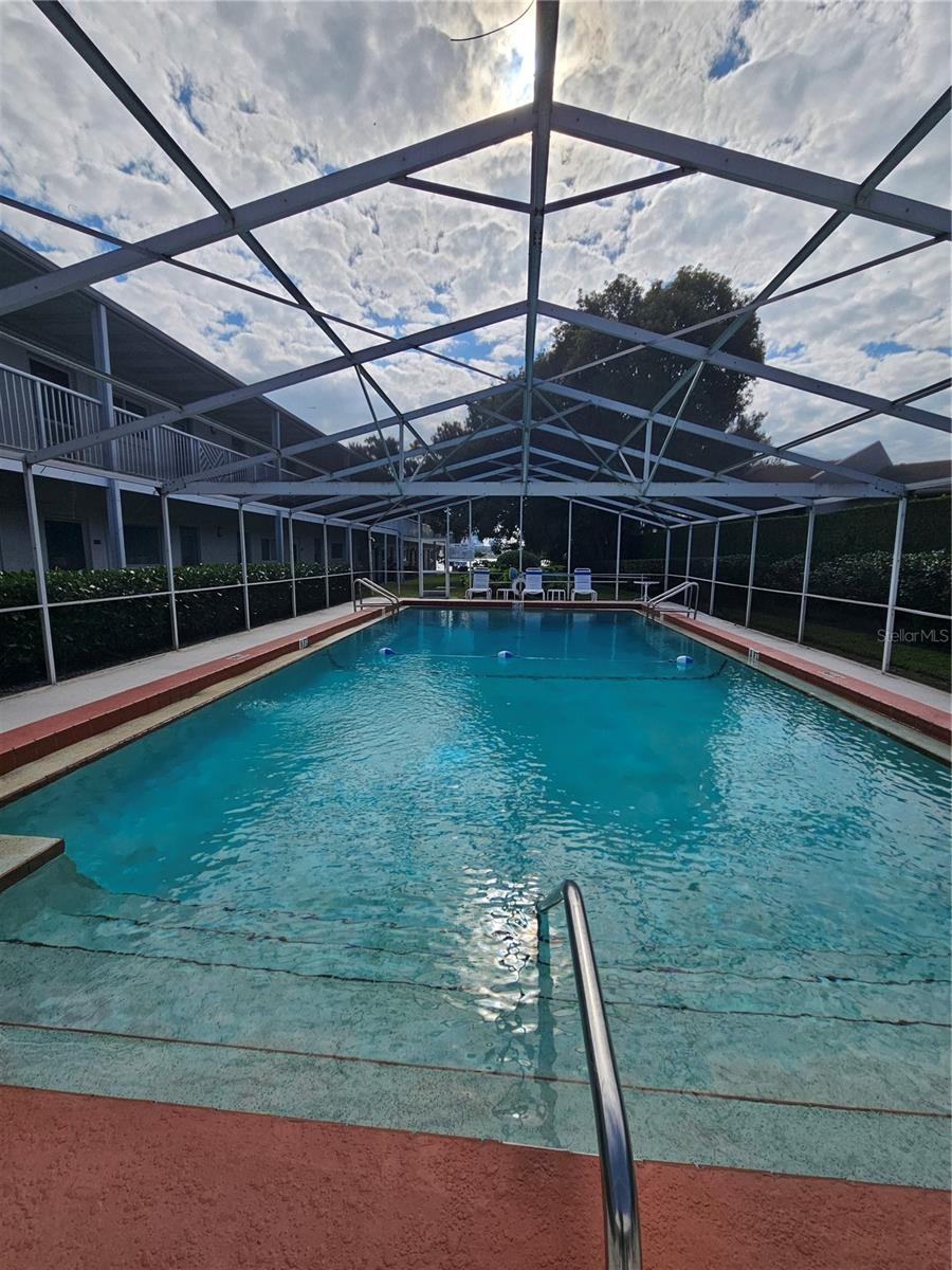 Image 3 of 36 For 320 Lakeview Street 222