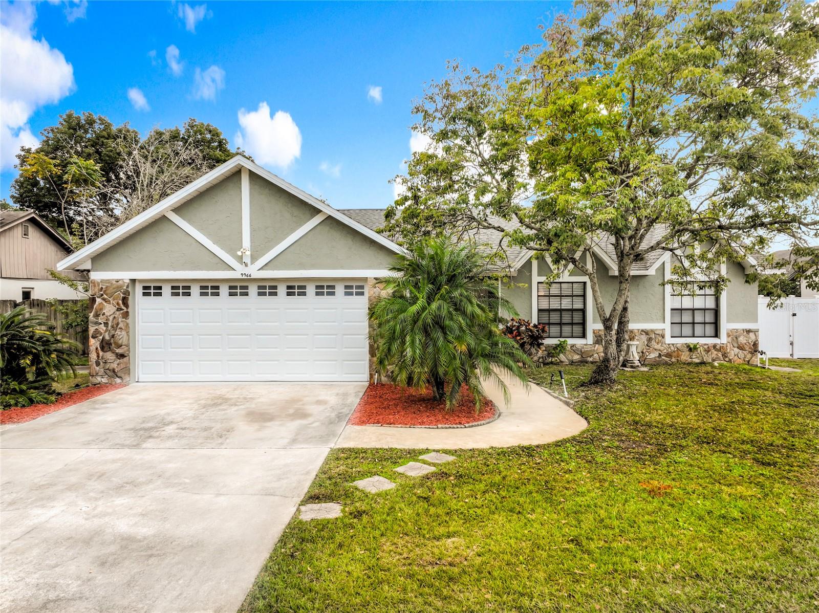 Details for 9966 Kendal Drive, ORLANDO, FL 32817