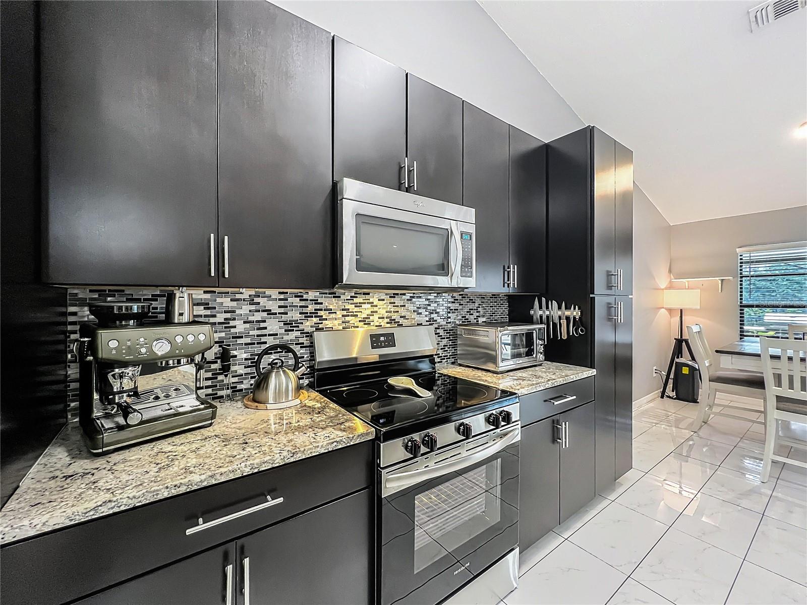 Image 10 of 57 For 9966 Kendal Drive