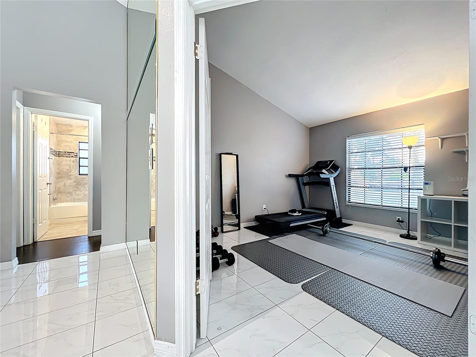 Image 17 of 57 For 9966 Kendal Drive