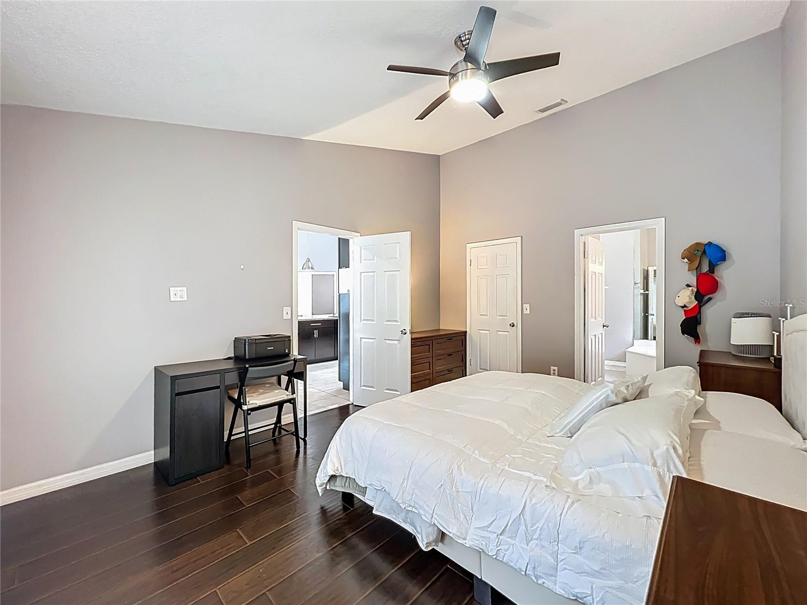 Image 26 of 57 For 9966 Kendal Drive