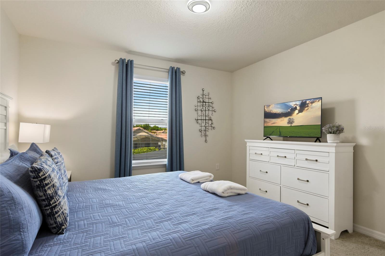 Image 35 of 72 For 4045 Lana Avenue