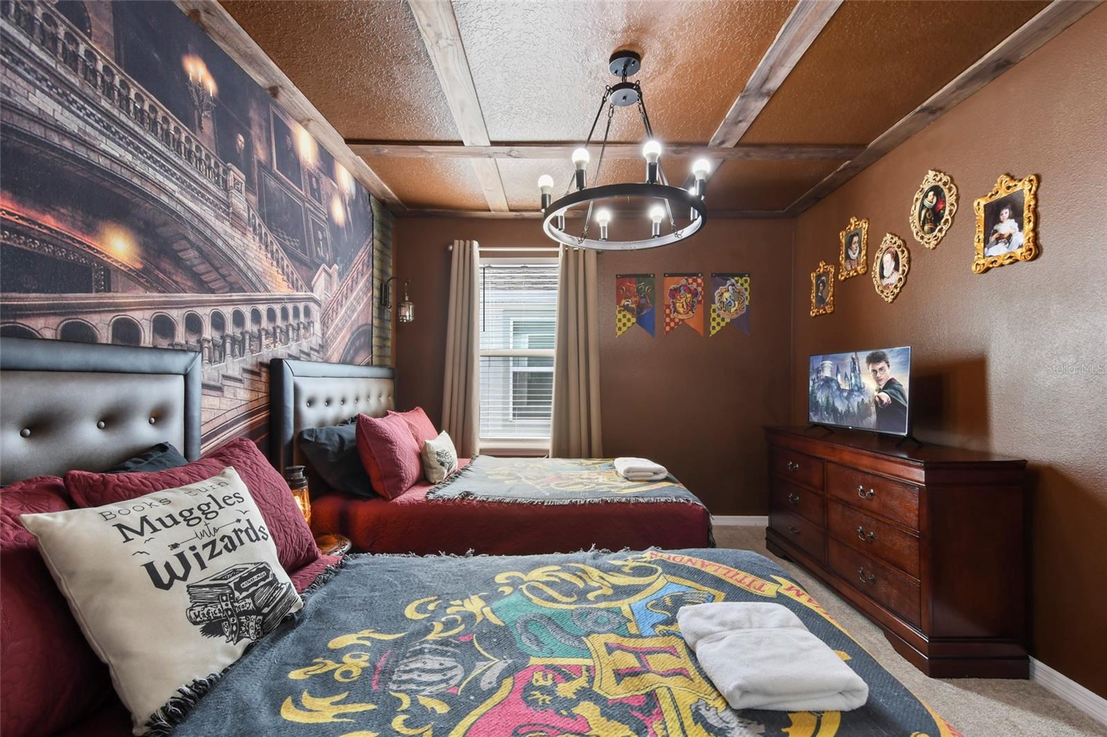 Image 37 of 72 For 4045 Lana Avenue