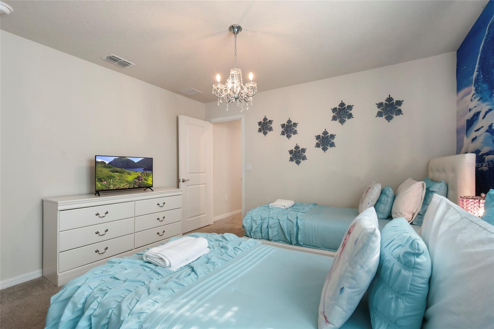 Image 41 of 72 For 4045 Lana Avenue