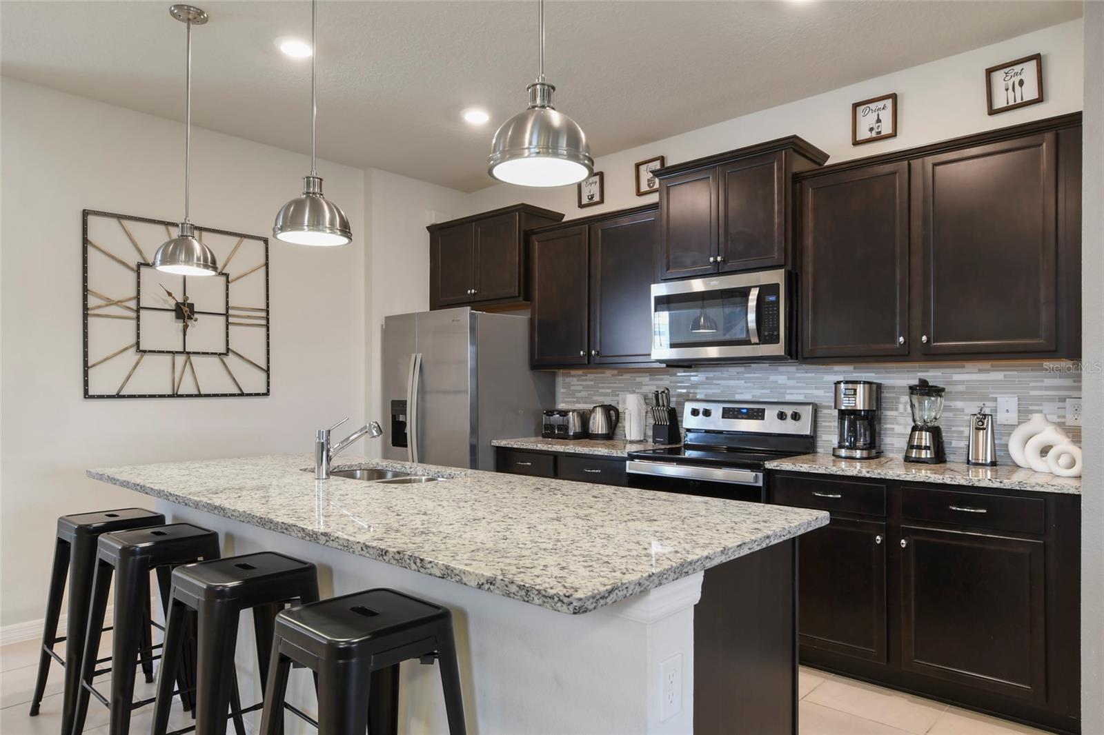 Image 9 of 72 For 4045 Lana Avenue