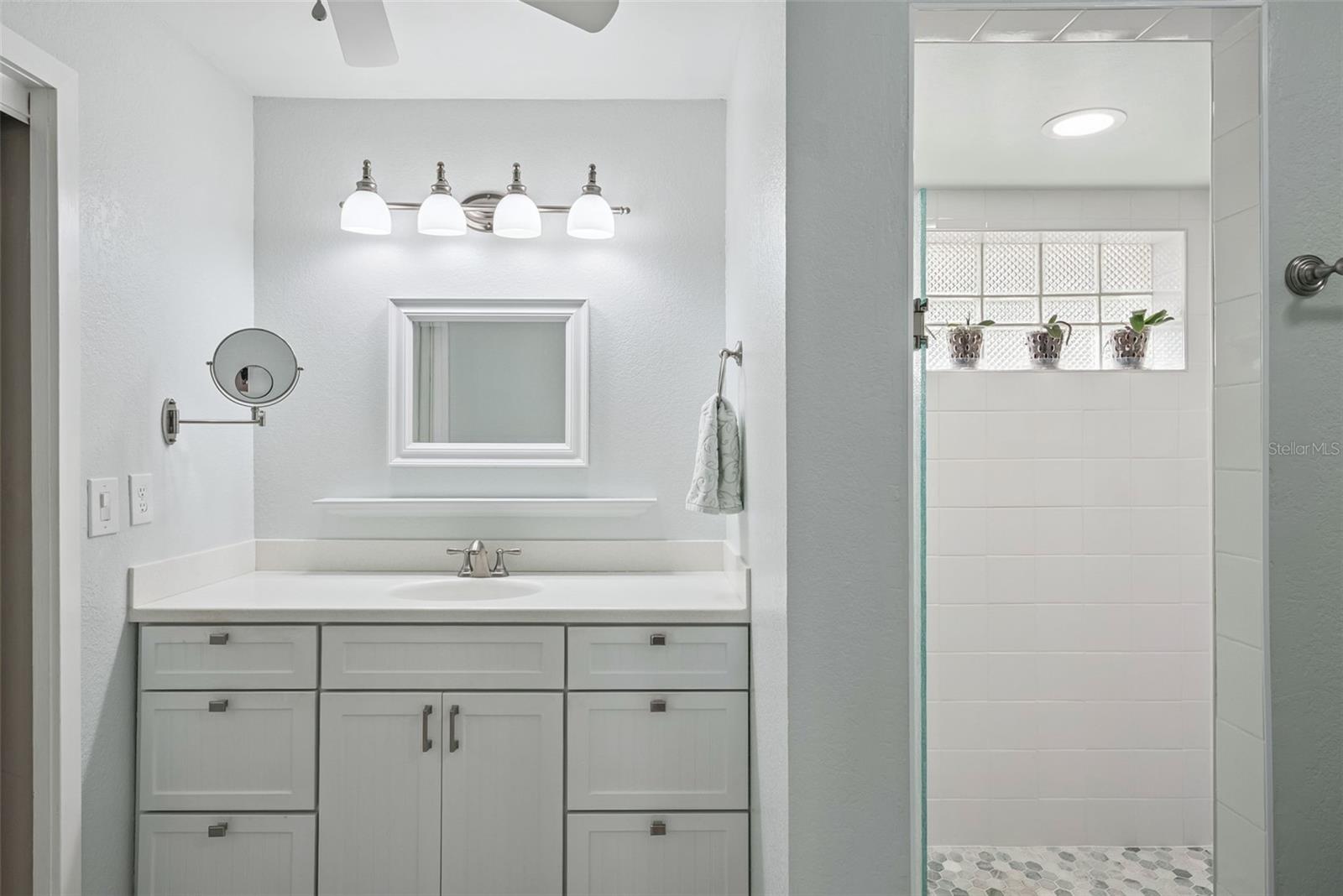 Image 12 of 64 For 253 Donegal Court