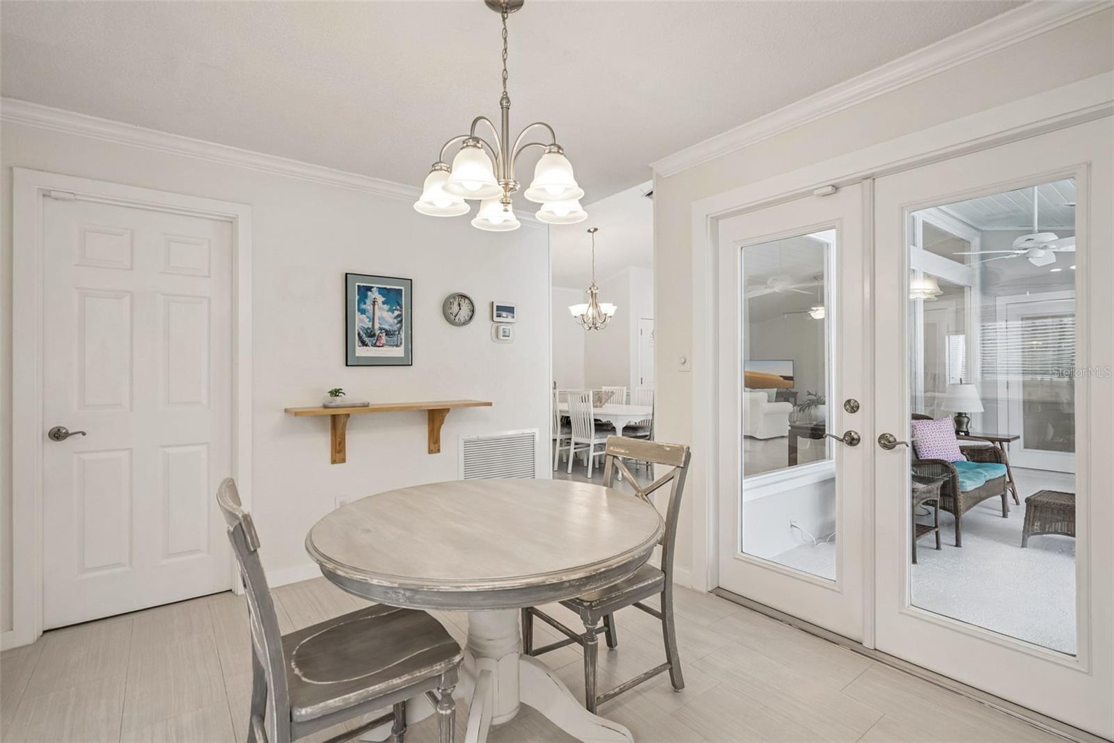 Image 22 of 64 For 253 Donegal Court