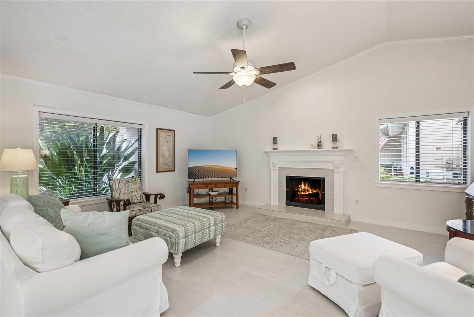 Image 7 of 64 For 253 Donegal Court