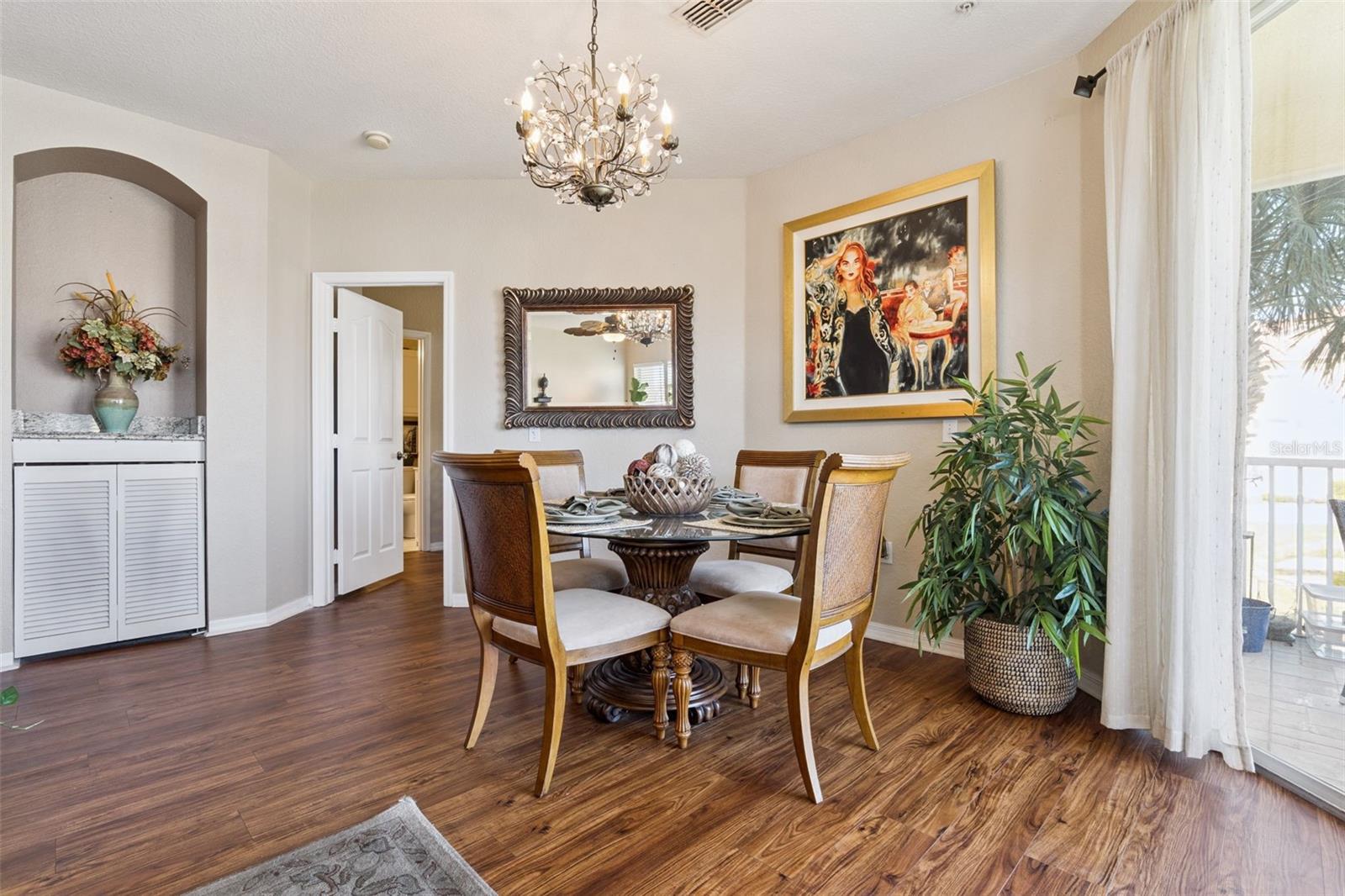 Image 9 of 32 For 1325 Lake Shadow Circle 12202