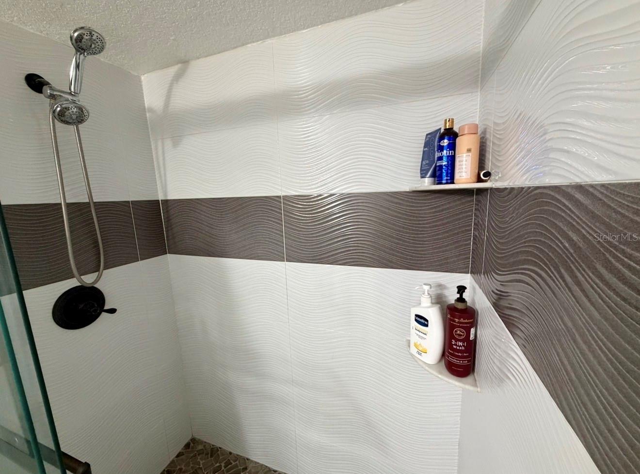 Image 14 of 23 For 1938 Conway Road 7