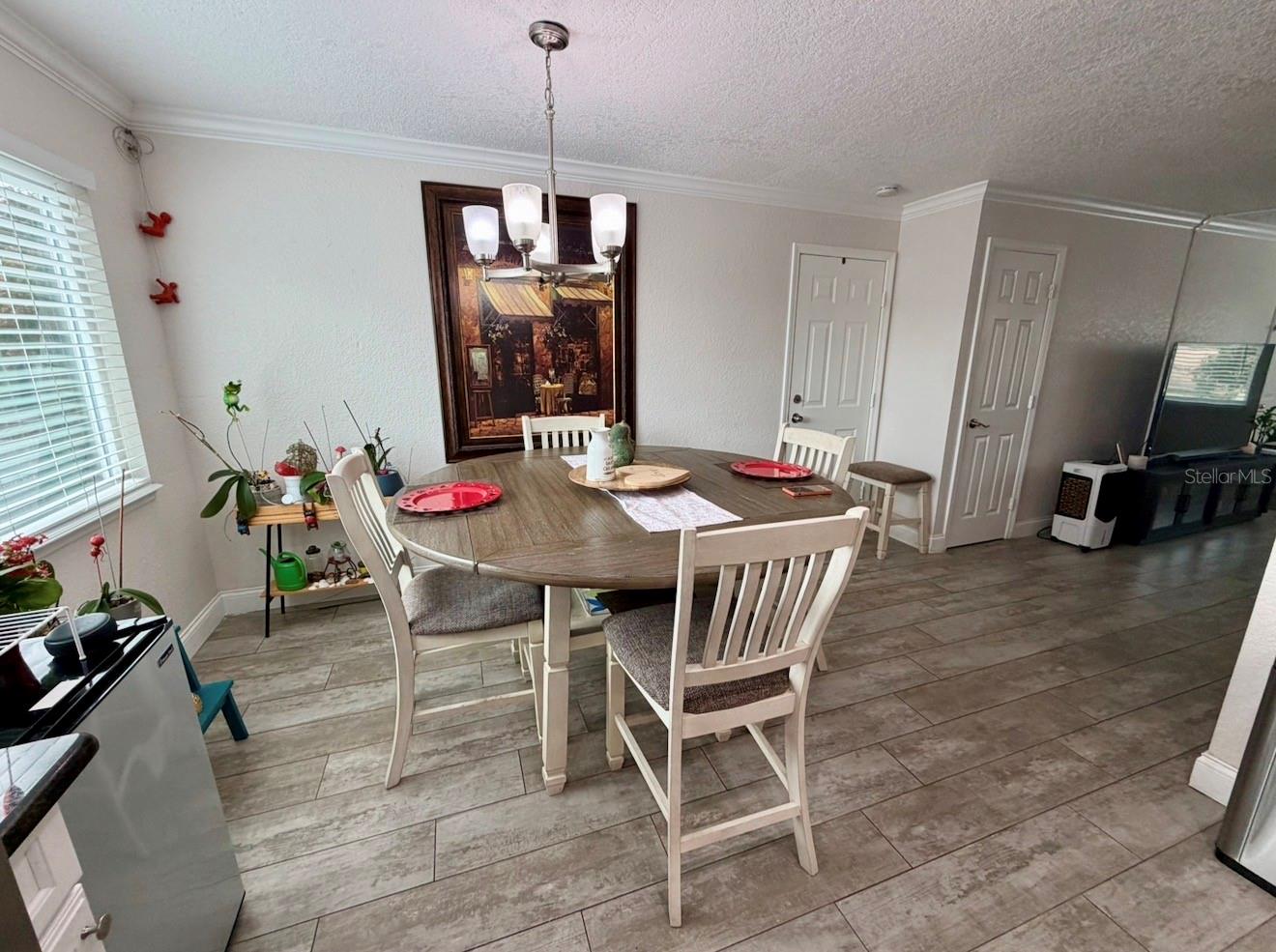 Image 6 of 23 For 1938 Conway Road 7