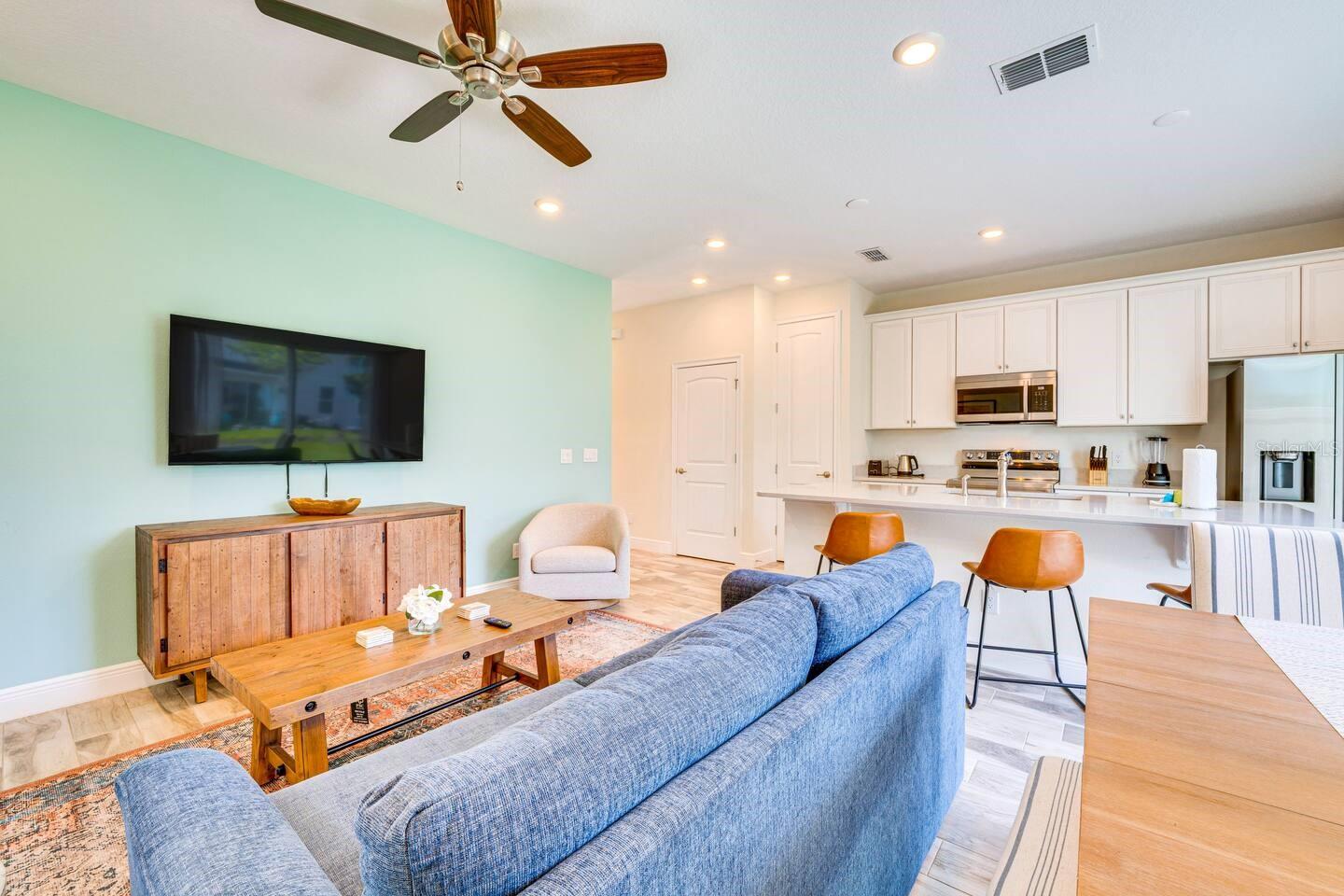 Image 4 of 74 For 8209 Surf Street