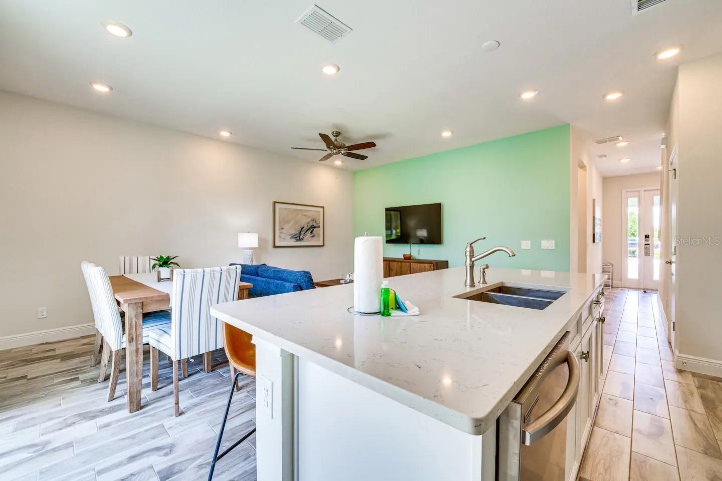 Image 9 of 74 For 8209 Surf Street