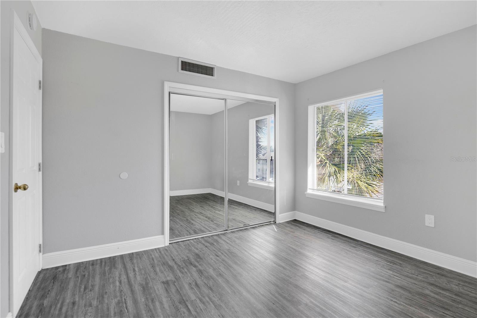 Image 11 of 32 For 568 Orange Drive 50