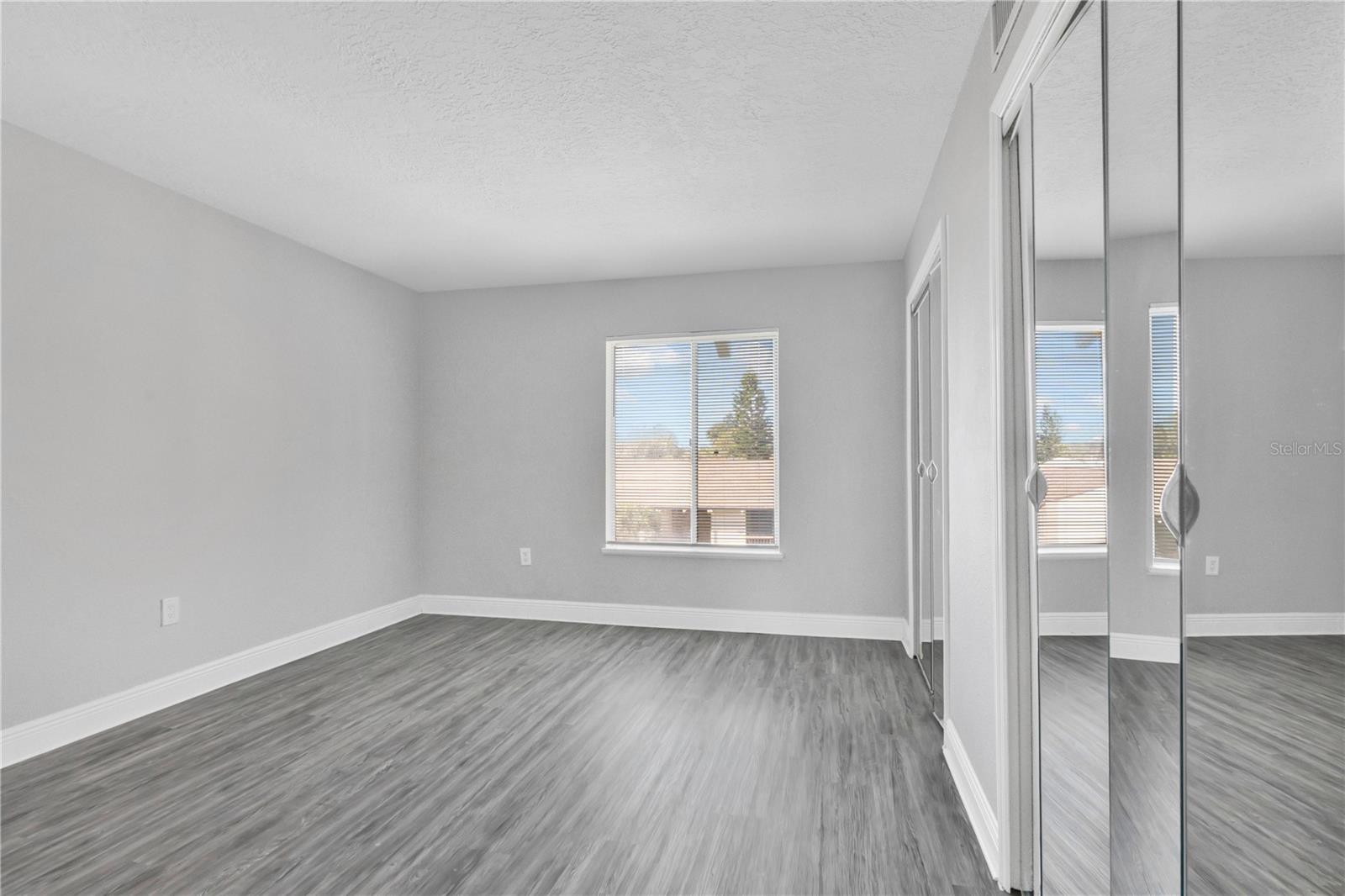 Image 13 of 32 For 568 Orange Drive 50