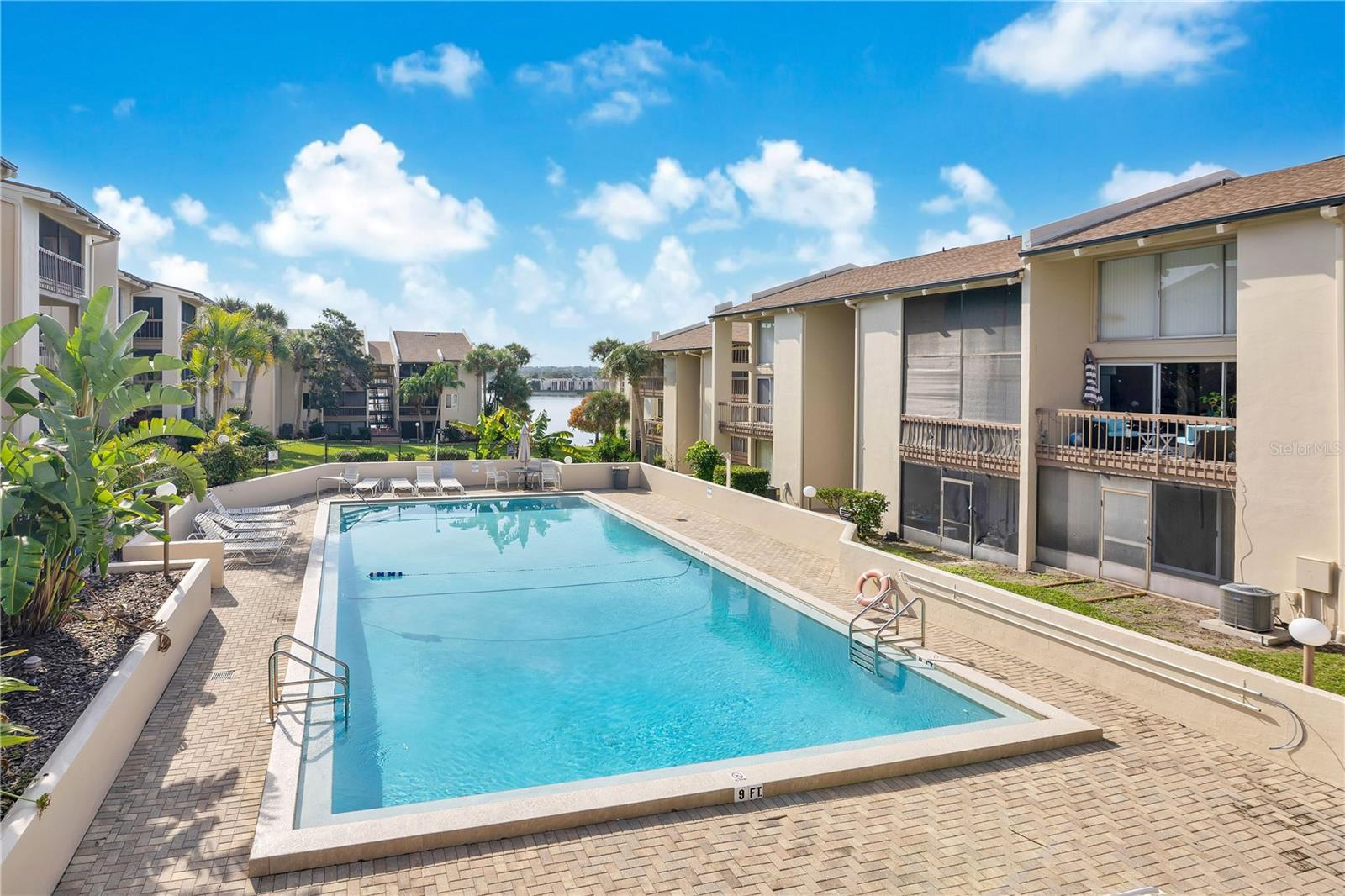 Image 22 of 32 For 568 Orange Drive 50