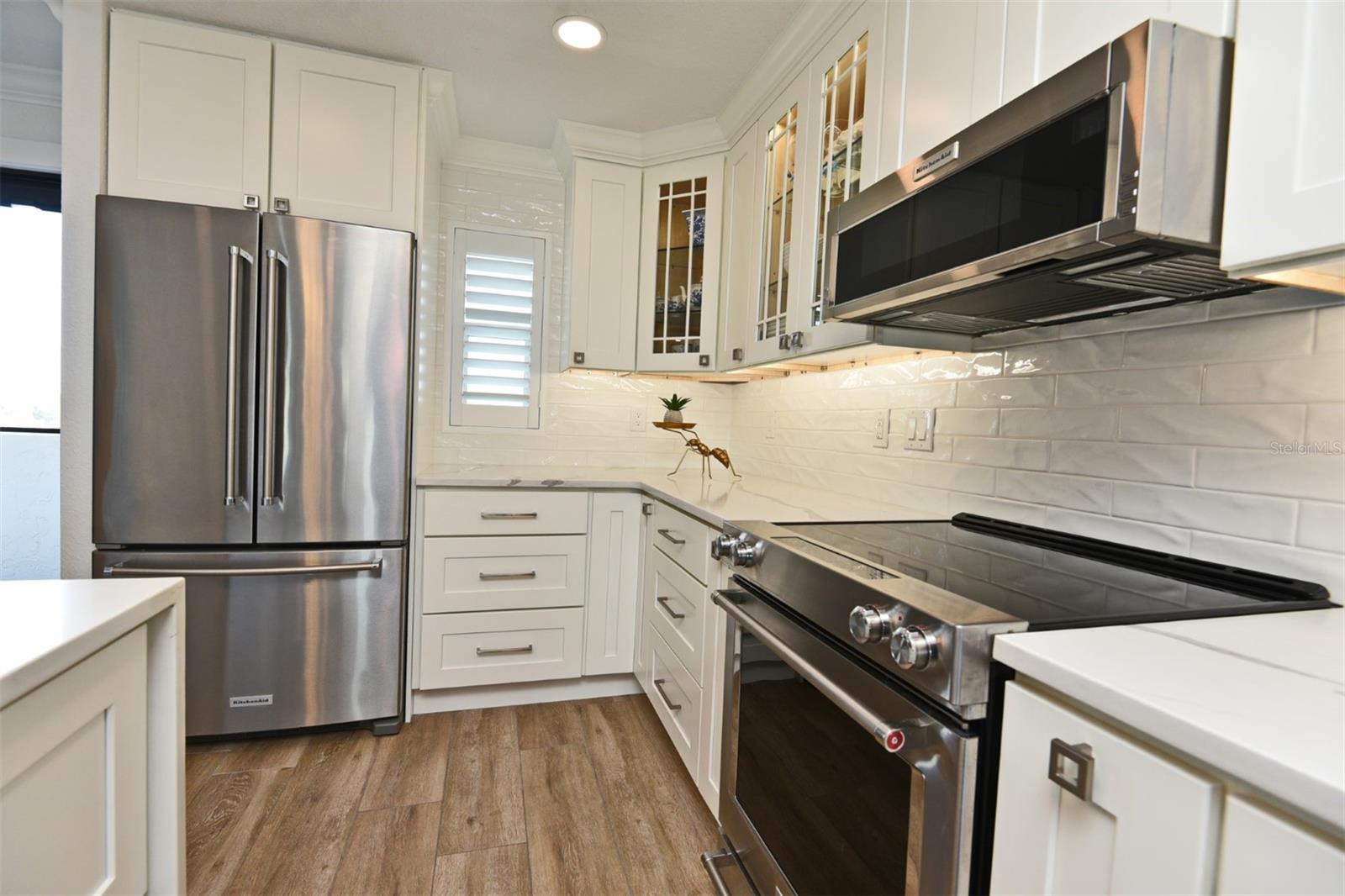 Image 36 of 55 For 101 Riverside Drive 7070