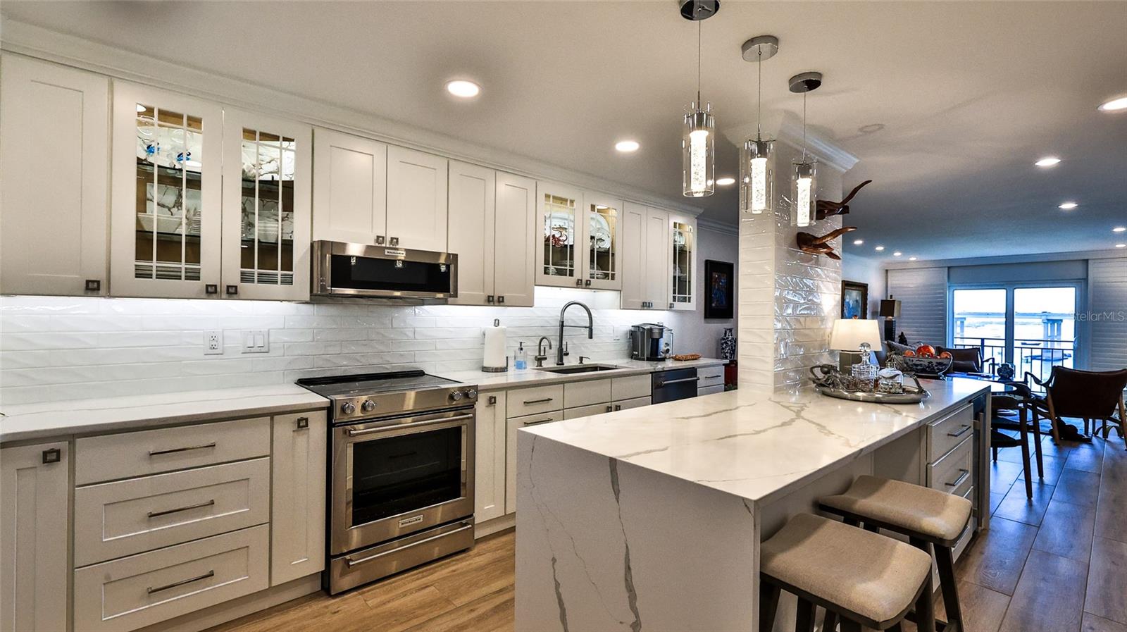 Image 6 of 55 For 101 Riverside Drive 7070