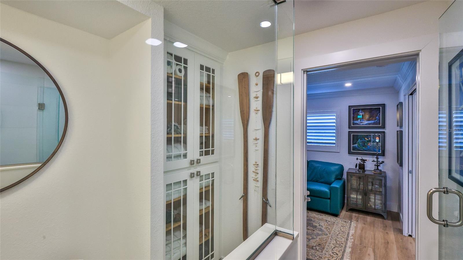 Image 9 of 55 For 101 Riverside Drive 7070