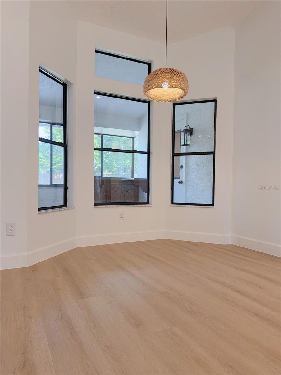 Image 12 of 30 For 2809 Gulf Winds Court