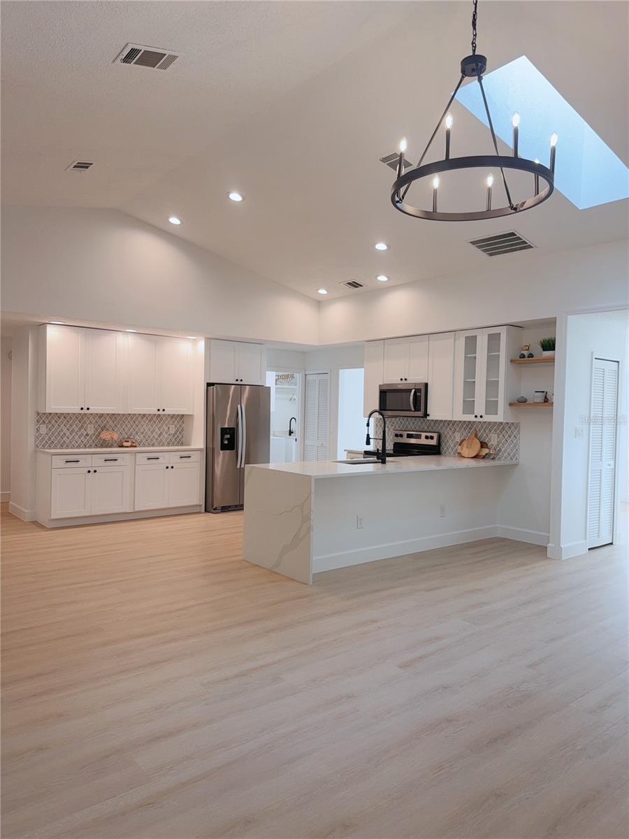 Image 6 of 30 For 2809 Gulf Winds Court