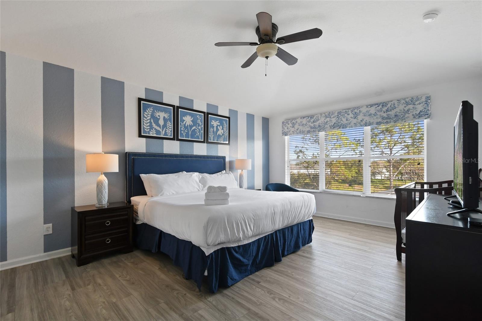 Image 34 of 56 For 7793 Basnett Circle