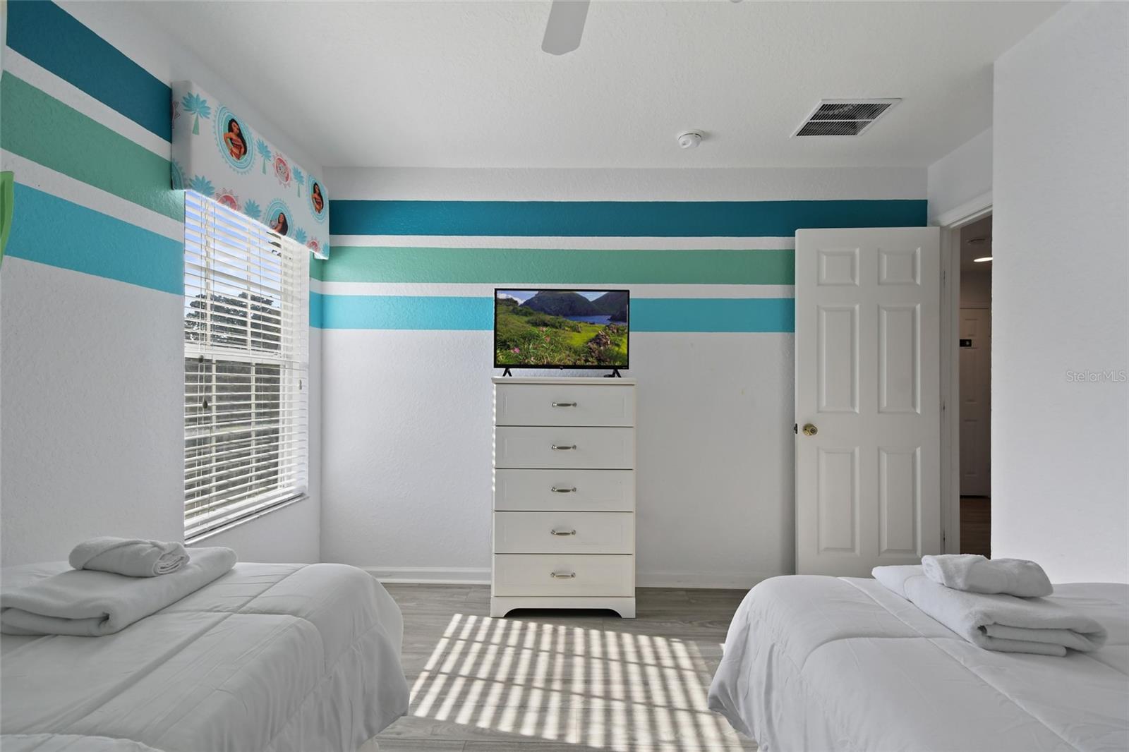 Image 44 of 56 For 7793 Basnett Circle