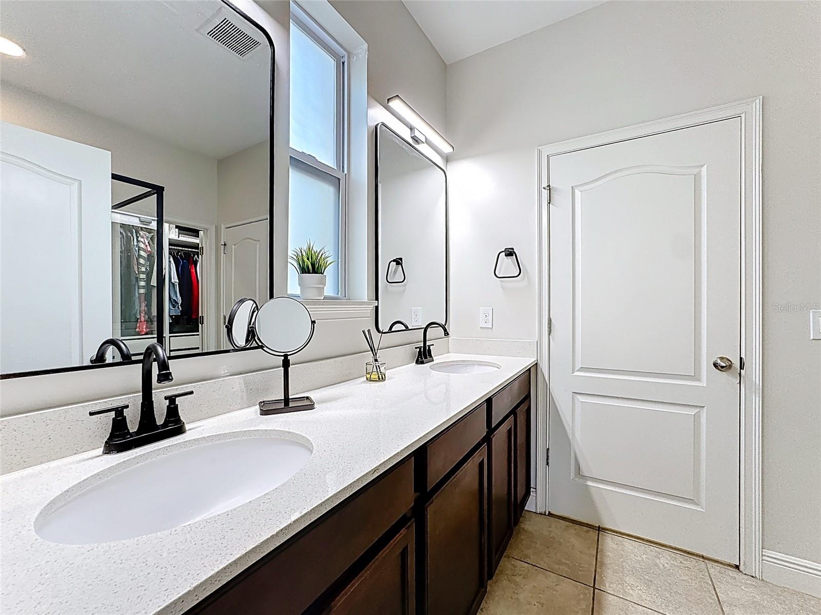 Image 39 of 58 For 11578 Ashlin Park Boulevard