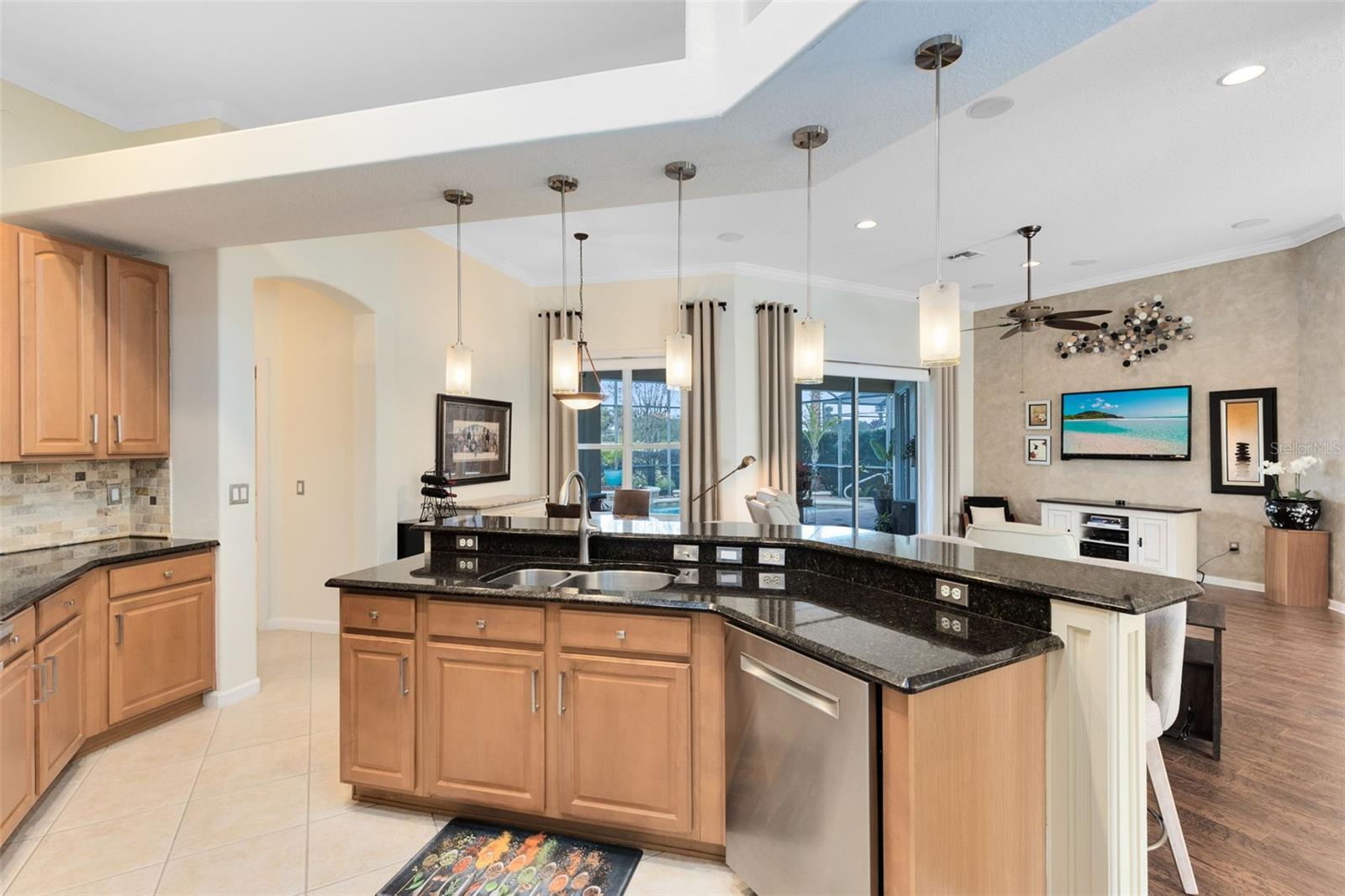 Image 10 of 42 For 2394 Baronsmede Court