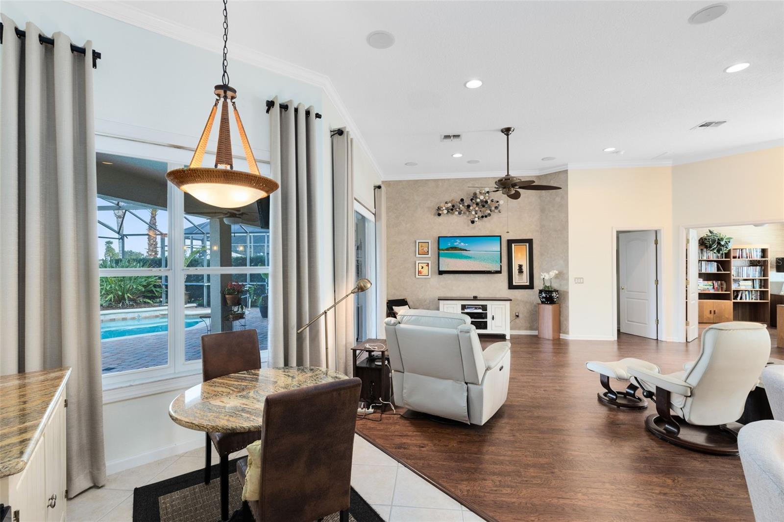 Image 8 of 42 For 2394 Baronsmede Court