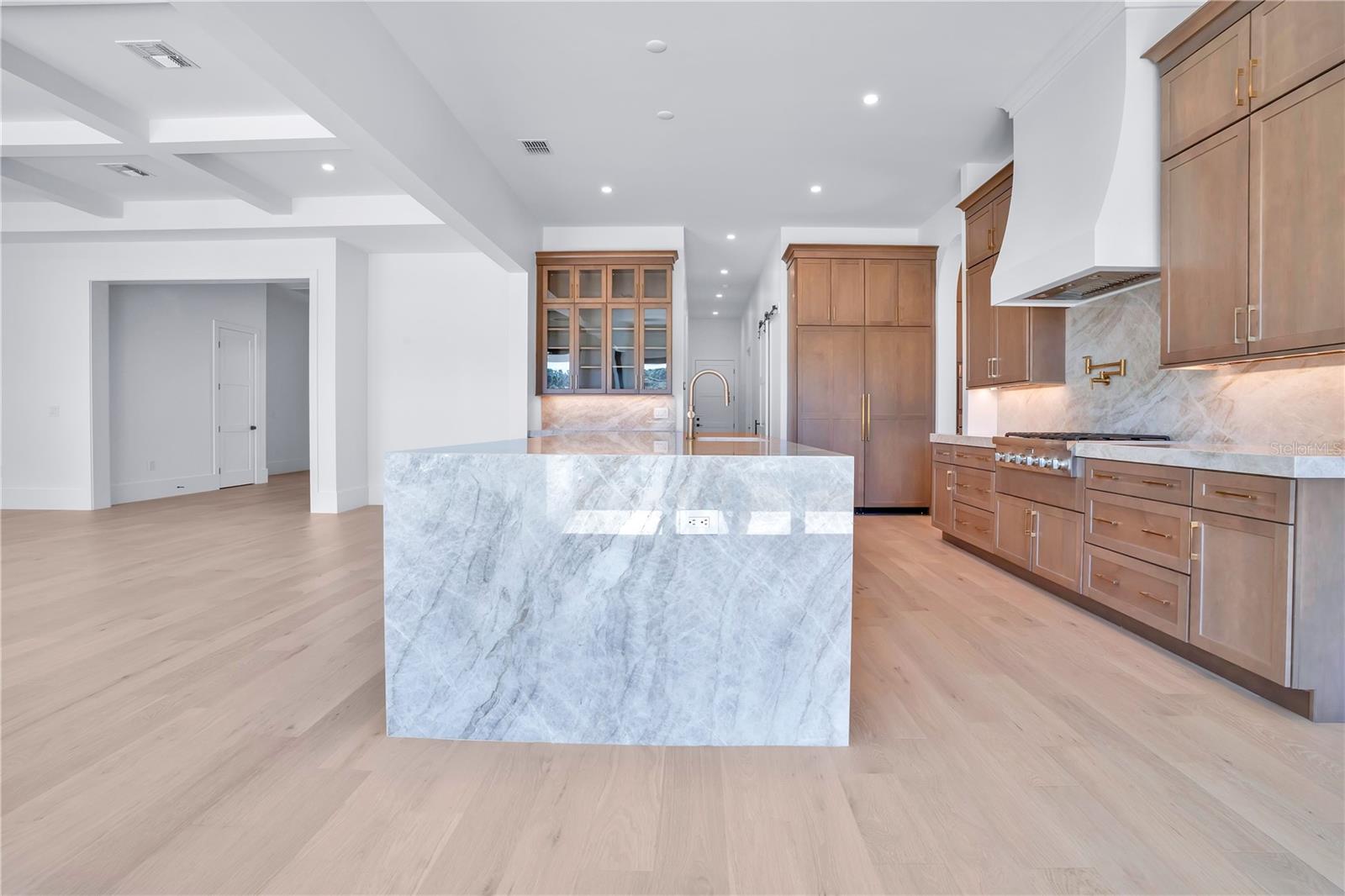 Image 15 of 63 For 9126 Sheen Sound Street