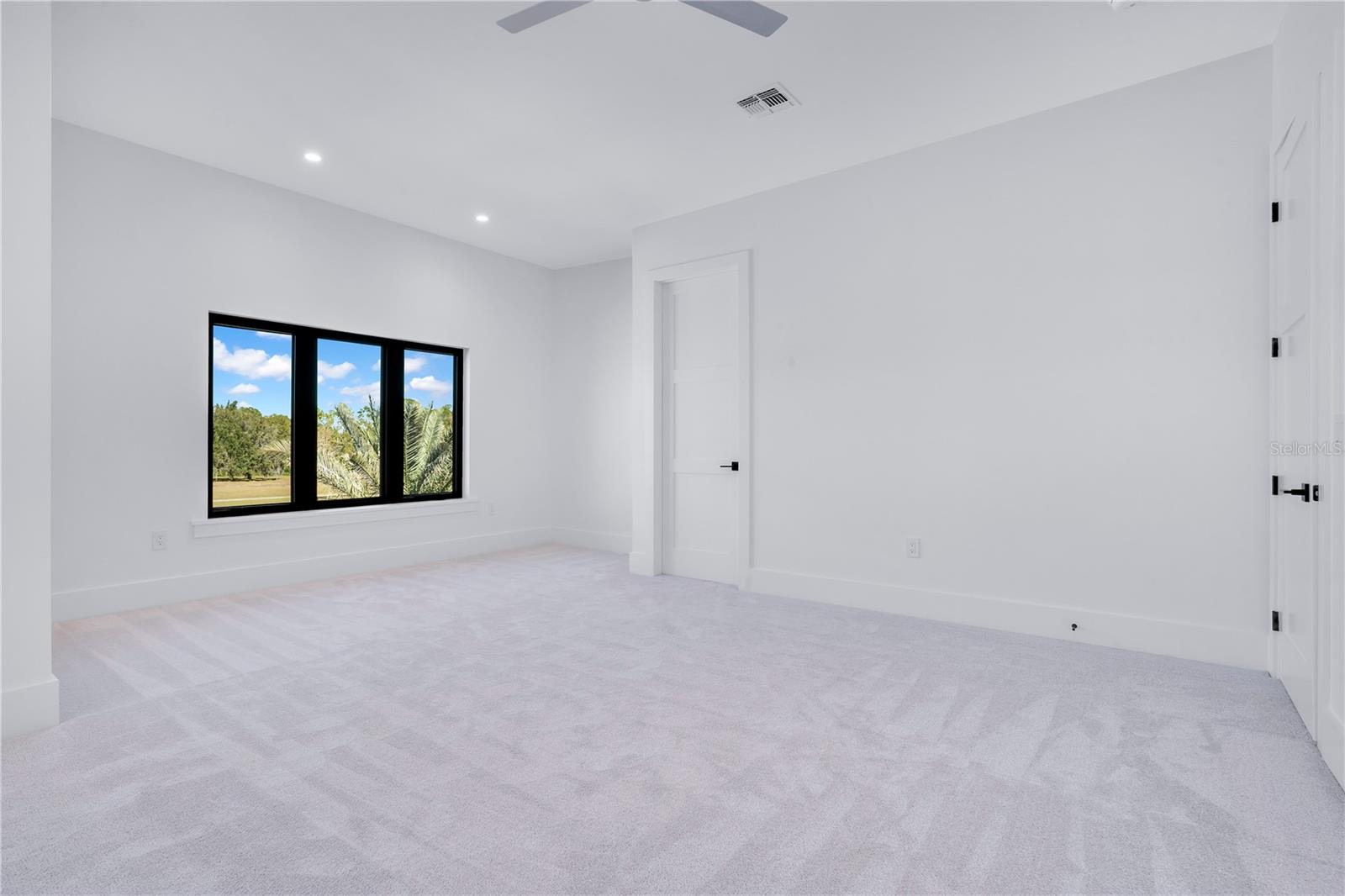 Image 55 of 63 For 9126 Sheen Sound Street