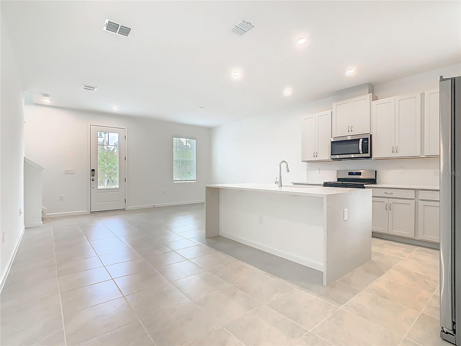 Image 16 of 49 For 2414 Celebration Boulevard